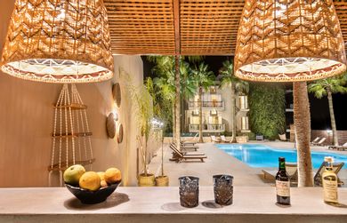 Sea View Hotel & Apartments - Image 6