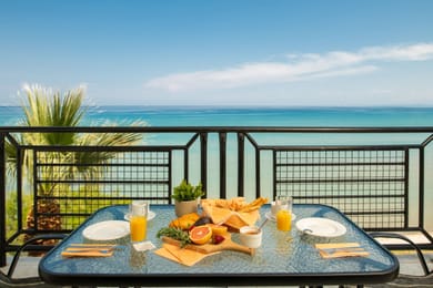 Sea View Studio 2+2 guests
