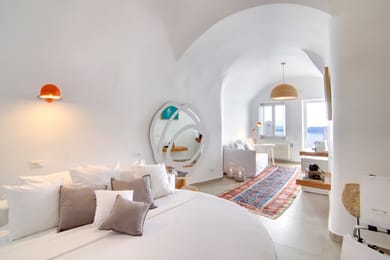 Grand Suite with Private Pool & Caldera View