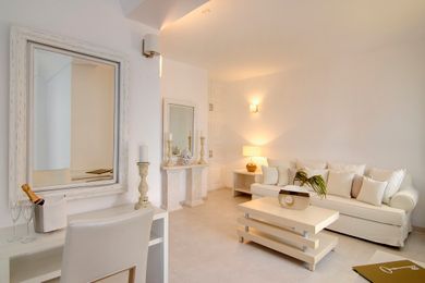Junior Villa with Outdoor Pool & Panoramic View