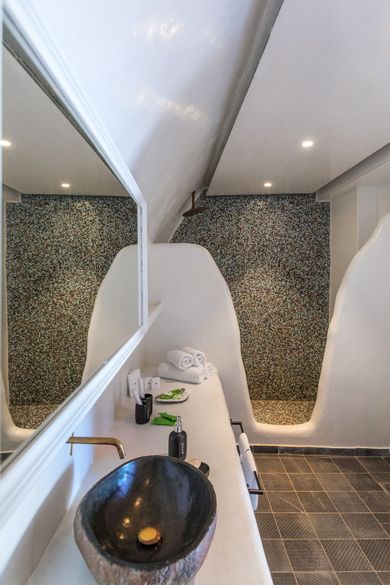 Fable Suite with Outdoor Hot Tub & Caldera View