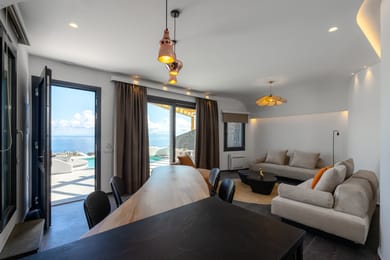 2 Bedroom Villa with Private Pool and Heated Jacuzzi
