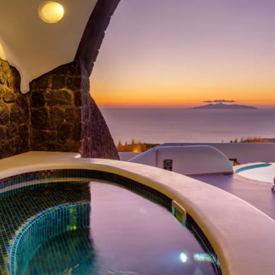 2 Bedroom Villa with Private Pool and Heated Jacuzzi