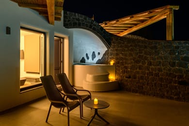 Luxury Villa with Private Pool and Heated Jacuzzi
