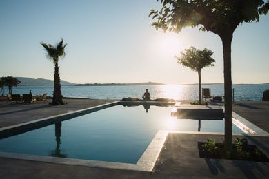 Seesoo Paros Beachfront Resort - Image 2