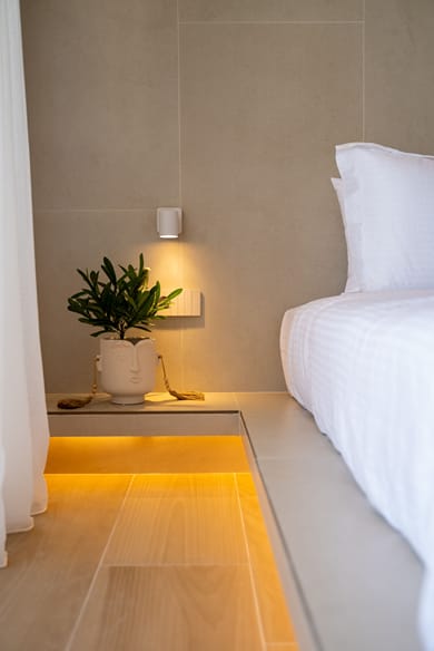 Selected Suites - Image 3