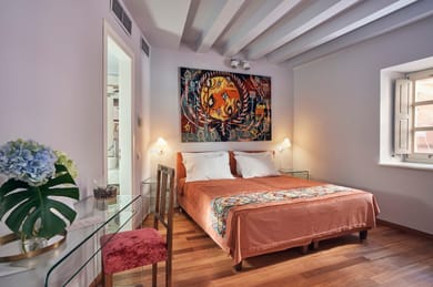 Terracotta Courtyard Room