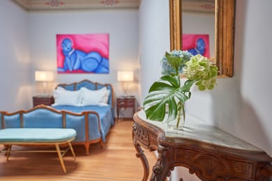 Dreamers Two-Room Suite with Hot Tub