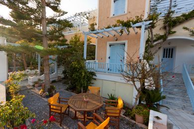 Sellada Apartments Santorini - Image 5