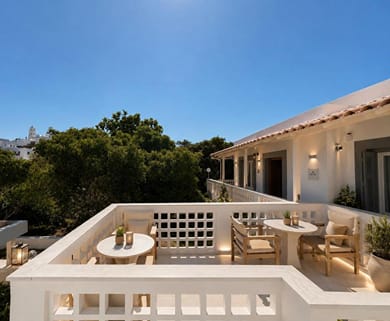 Semiramis Guesthouse Milos - Image 3