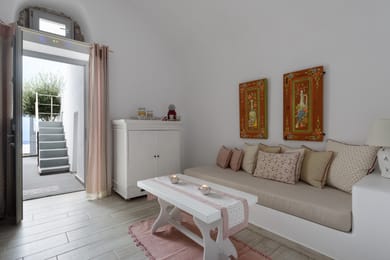 Senses Queen Suite