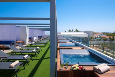 Double Standard with Roof Garden & Jacuzzi