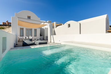 Two Bedroom Family Suite With Loft and Outdoor Hot Tub