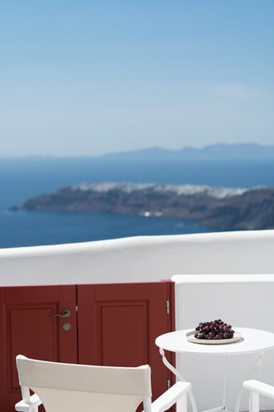 Serendipity Cliffside Villa - Image 4