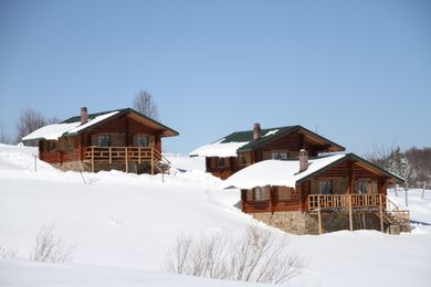 Sfendamos Wood Village - Image 4