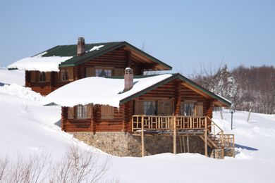 Sfendamos Wood Village - Image 6