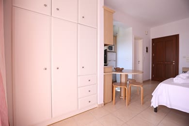 Seaside Gialova - Image 6