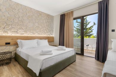 Classic Triple Room Sea View