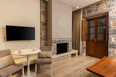 Private Pool Signature Suite Sea View