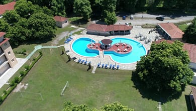 Sintrivanis Resort Beach - Image 7