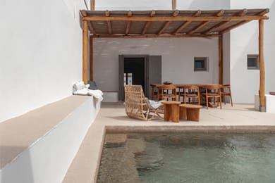 Siora of Paros - Image 2