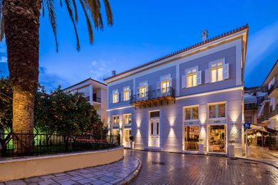 3Sixty Hotel & Suites - Image 2