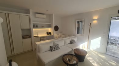 Skiathos Holidays - Image 3