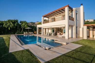 SK Place Crete Luxury Seafront Villas - Image 4