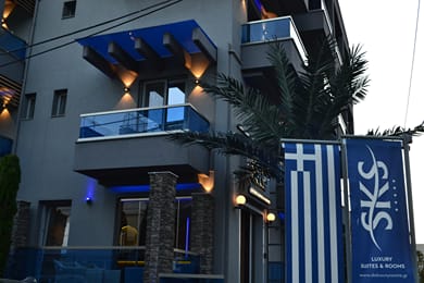 SKS Luxury Suites & Rooms - Image 3