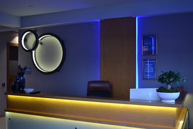 SKS Luxury Suites & Rooms - Image 4