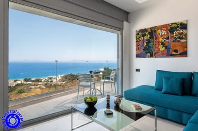 1 Bedroom Suite with Jacuzzi and Sea View