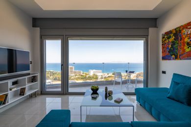 3 Bedroom Suite with Jacuzzi and Sea View | 1