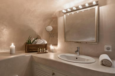 The Small Architect's Villa Santorini - Image 6