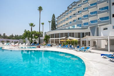 Papouis Protaras Hotel - Image 2