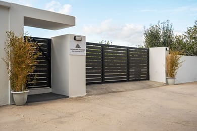 SN Santorini Apartments - Image 7