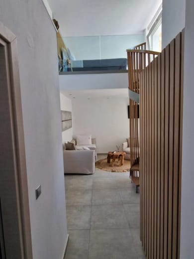 Deluxe Maisonette up to 3