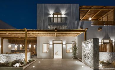 Arco Solium Suites Milos - Image 5