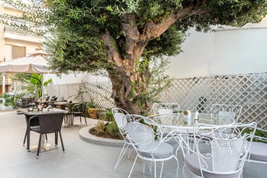 Sonia Hotel & Suites - Image 4