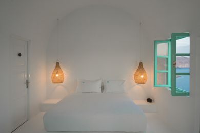 (Castle View - Oia) Suite with Panoramic Caldera View
