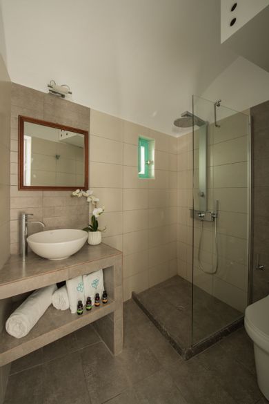 (Castle View - Oia) Suite with Panoramic Caldera View