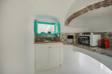 (Castle View - Oia) Superior Suite with Caldera View and Outdoor Plunge Pool