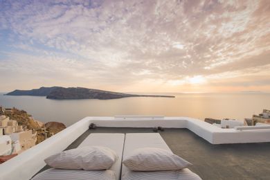Sophia Privilege - Oia