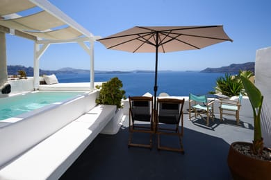 (Caldera View) SophOia Cave Suite with Outdoor Plunge Pool & Caldera View