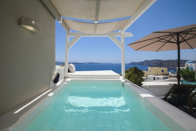 (Caldera View) SophOia Cave Suite with Outdoor Plunge Pool & Caldera View