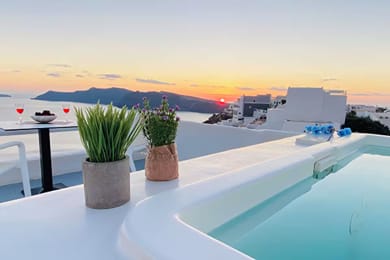 SophOia Junior Suite with Outdoor Plunge Pool & Caldera View