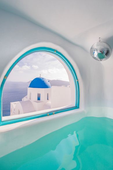 (Oia View) Superior Cave Room with Indoor Plunge Pool & Caldera View