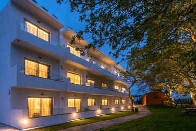 South Coast Hotel - Image 3