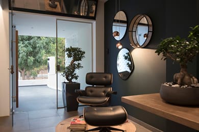 South 42 Athens - Image 5