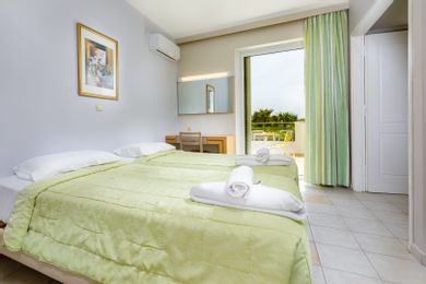 Family bungalow with garden view