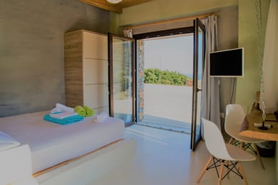 Spathi Beach Suites - Image 6